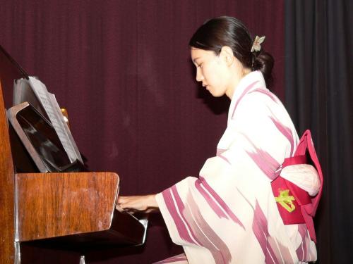 Japonsko-moravský koncert: Noritaro Dei - zpěv, Mana Nemoto - klavír