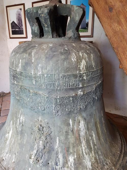 Spouštění zvonu Maria ze zvonice
